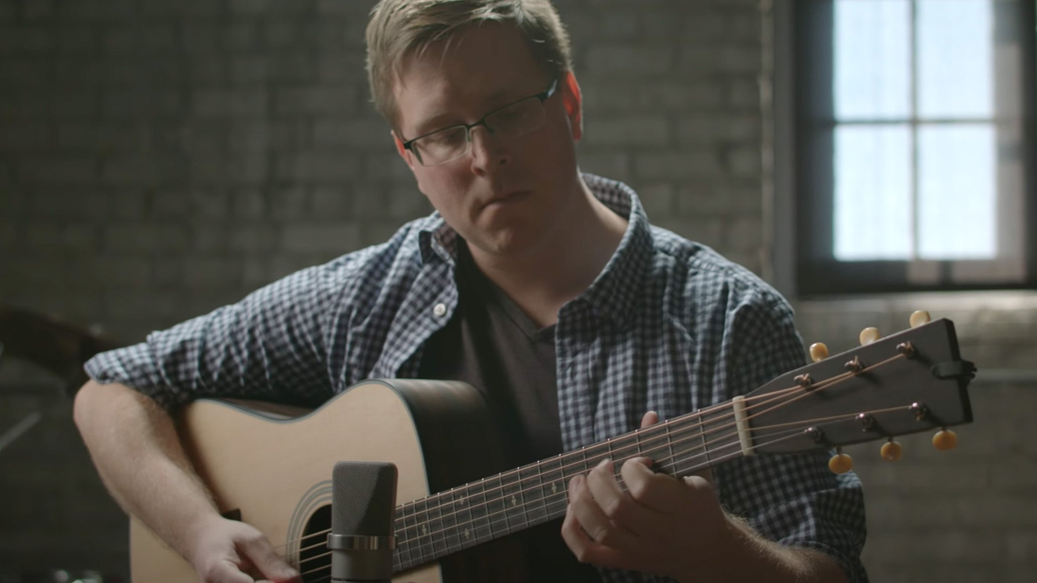 Build an Acoustic Guitar with a StewMac Body-Built Acoustic Guitar Kit