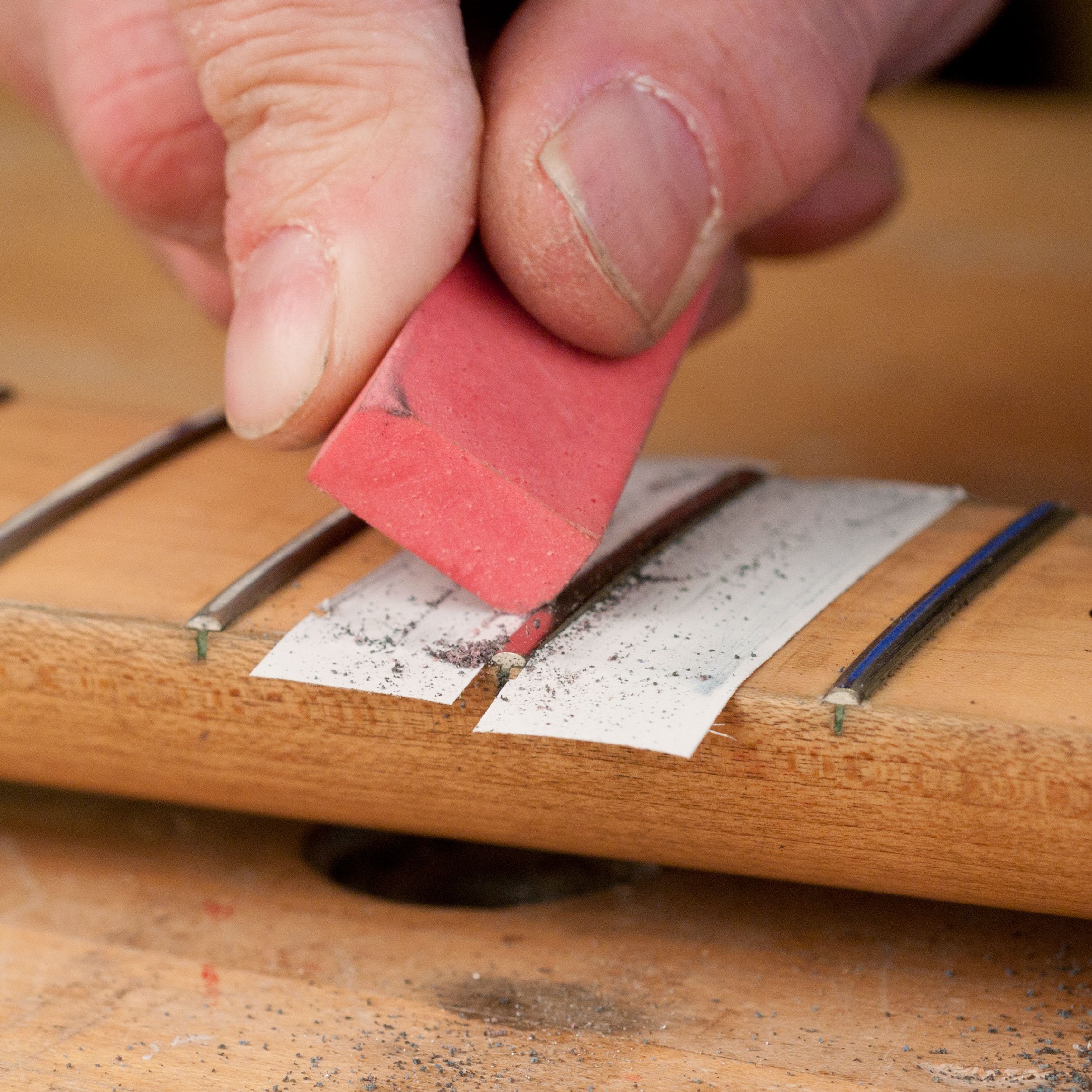 How to Polish Guitar Frets 