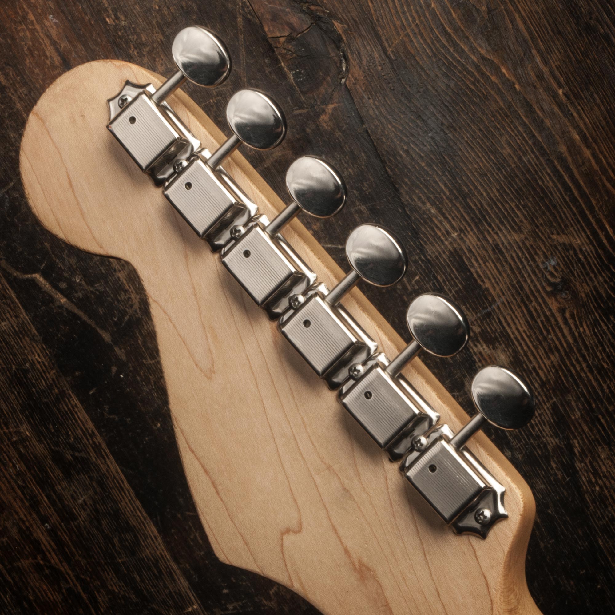 Gotoh Staggered-Height 6-In-Line Tuners