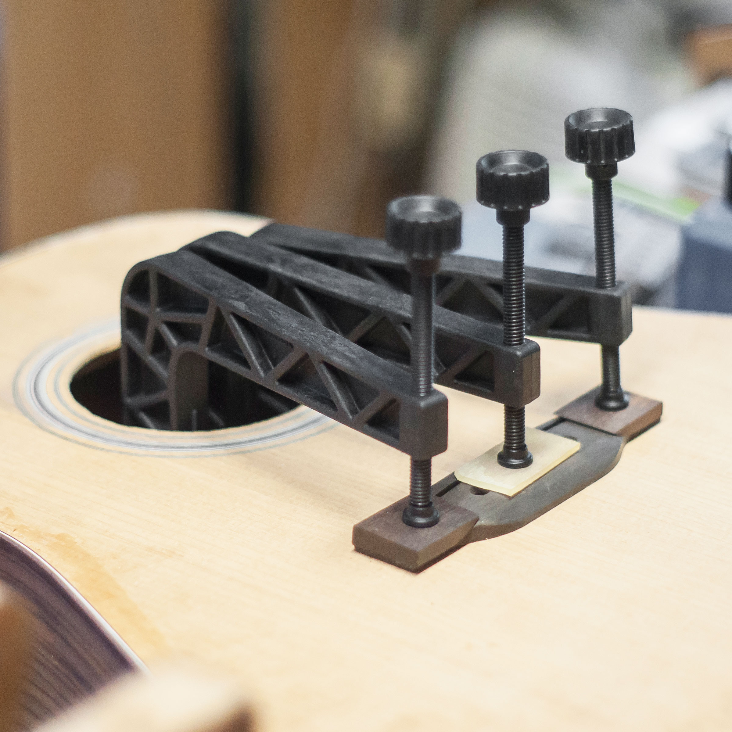Lightweight Soundhole Clamps - StewMac