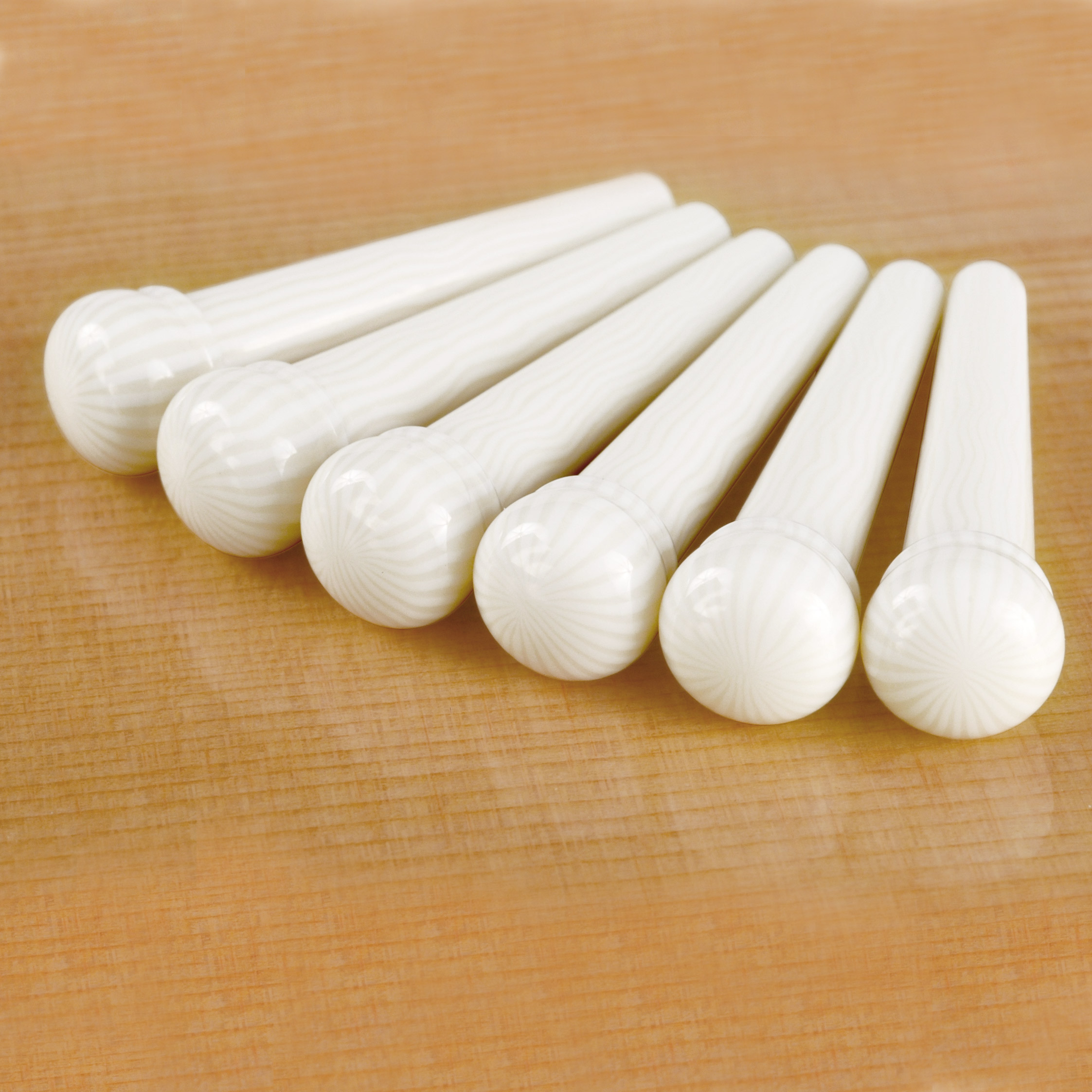 Waverly Ivoroid Bridge Pins, Unslotted, with no dot, set of 6 Waverly Ivoroid Bridge Pins, Unslotted, with no dot, set of 6