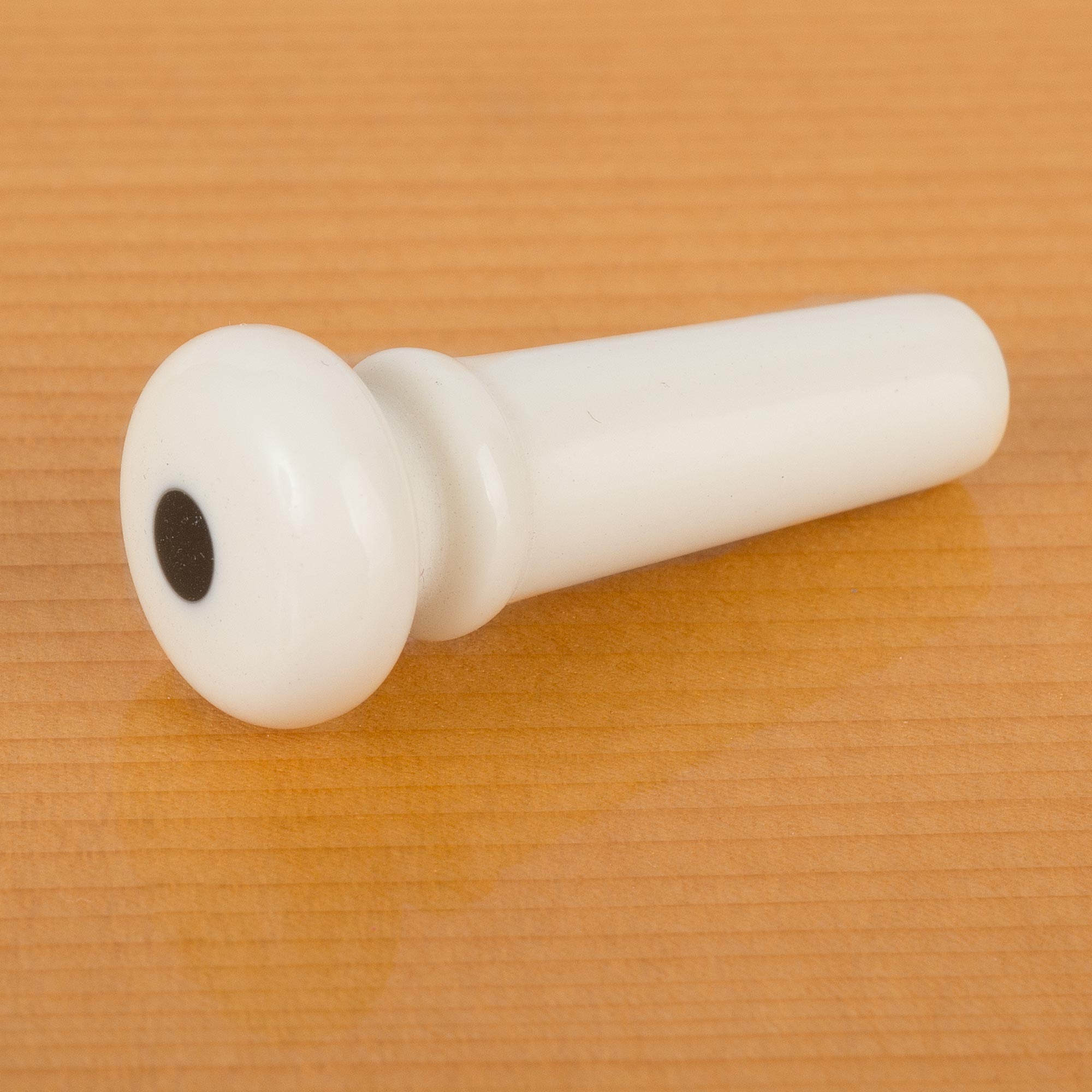 Waverly White Endpin, Black dot Waverly White Endpin, Black dot