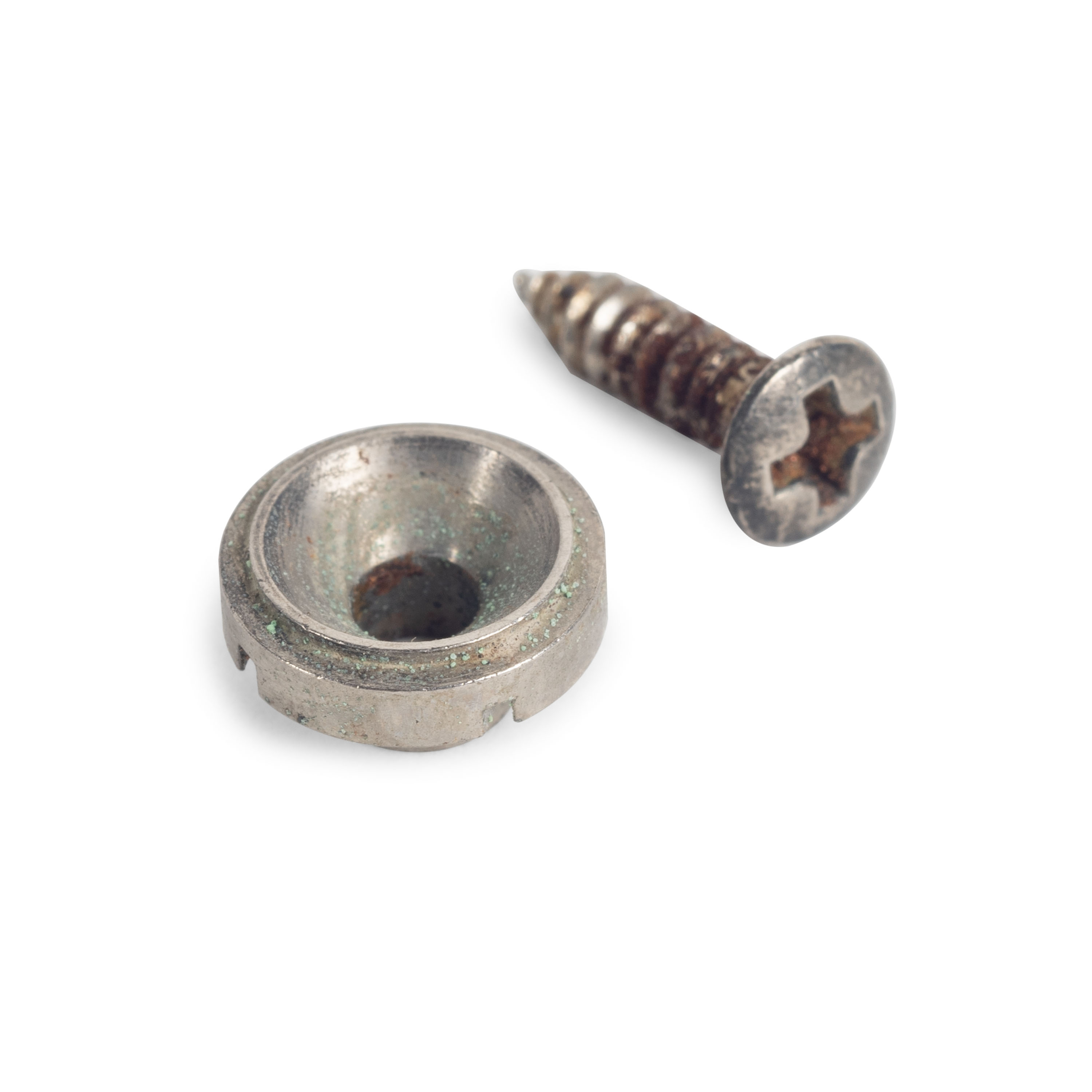 GuitarSlinger Cryocated Aged String Tree for 50s Strat, Aged Nickel GuitarSlinger Cryocated Aged String Tree for 50s Strat, Aged Nickel