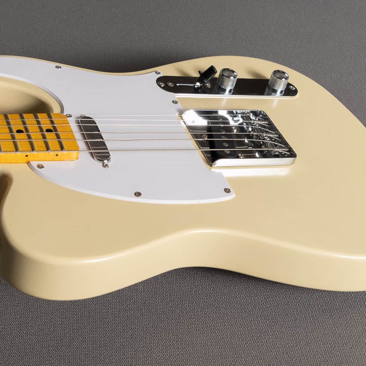 ColorTone Aerosol Guitar Lacquer, Aged Vintage White