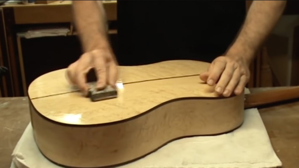 Royal Lacquer - Luthier Tips du Jour Mailbag