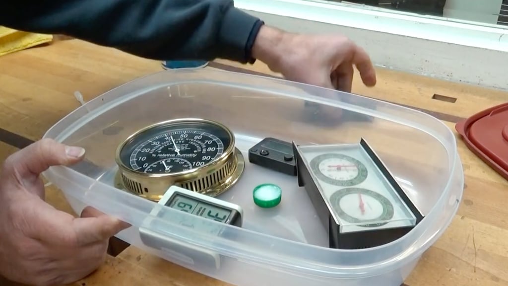 Calibrating Hygrometers - Luthier Tips du Jour Mailbag