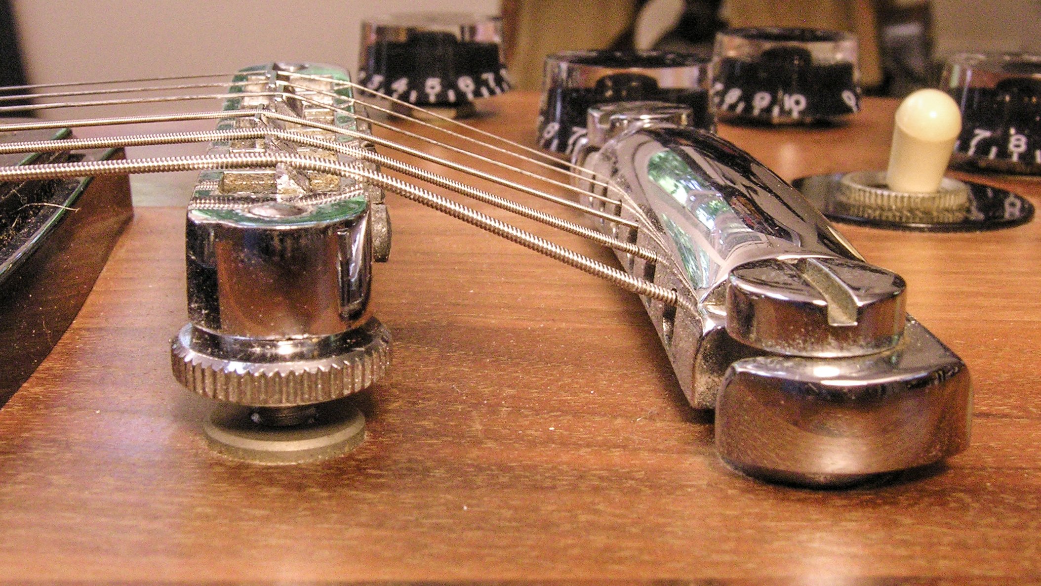 Tune-O-Matic setup: is the trouble with the bridge or the neck angle?