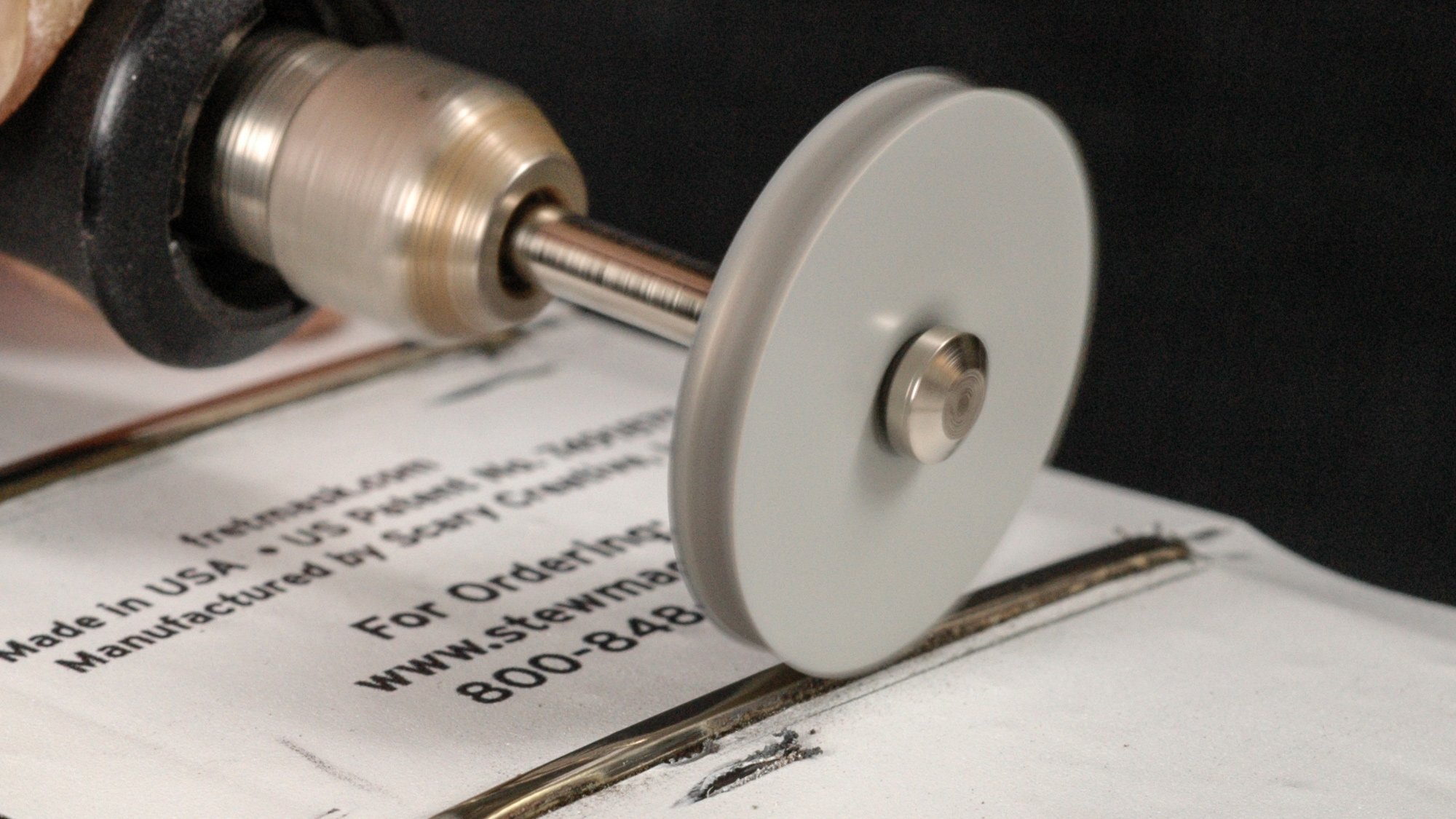 Using fret polishing wheels on a flex shaft Using fret polishing wheels on a flex shaft
