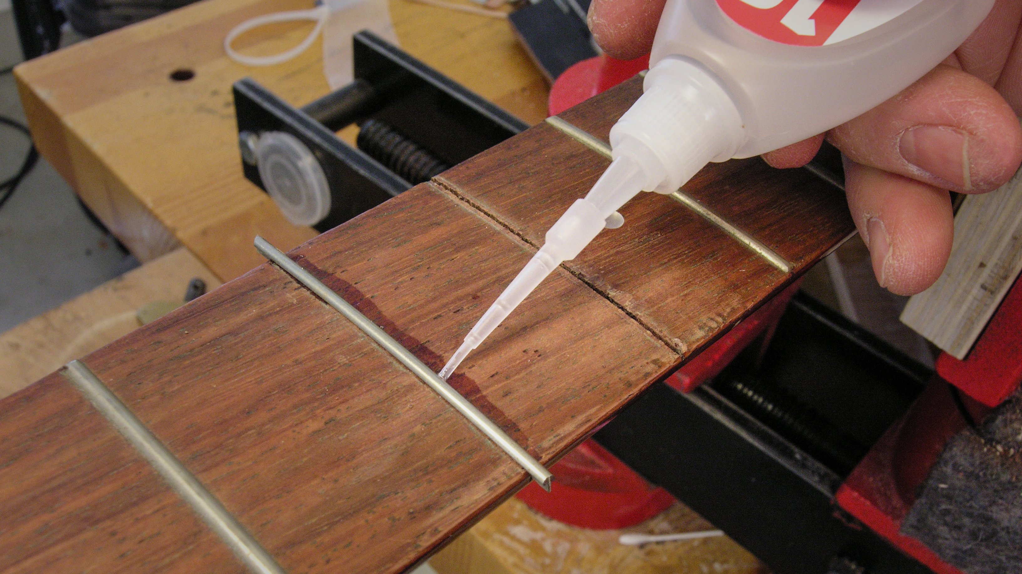 Which super glue to use: thin, medium or thick? Which super glue to use: thin, medium or thick?