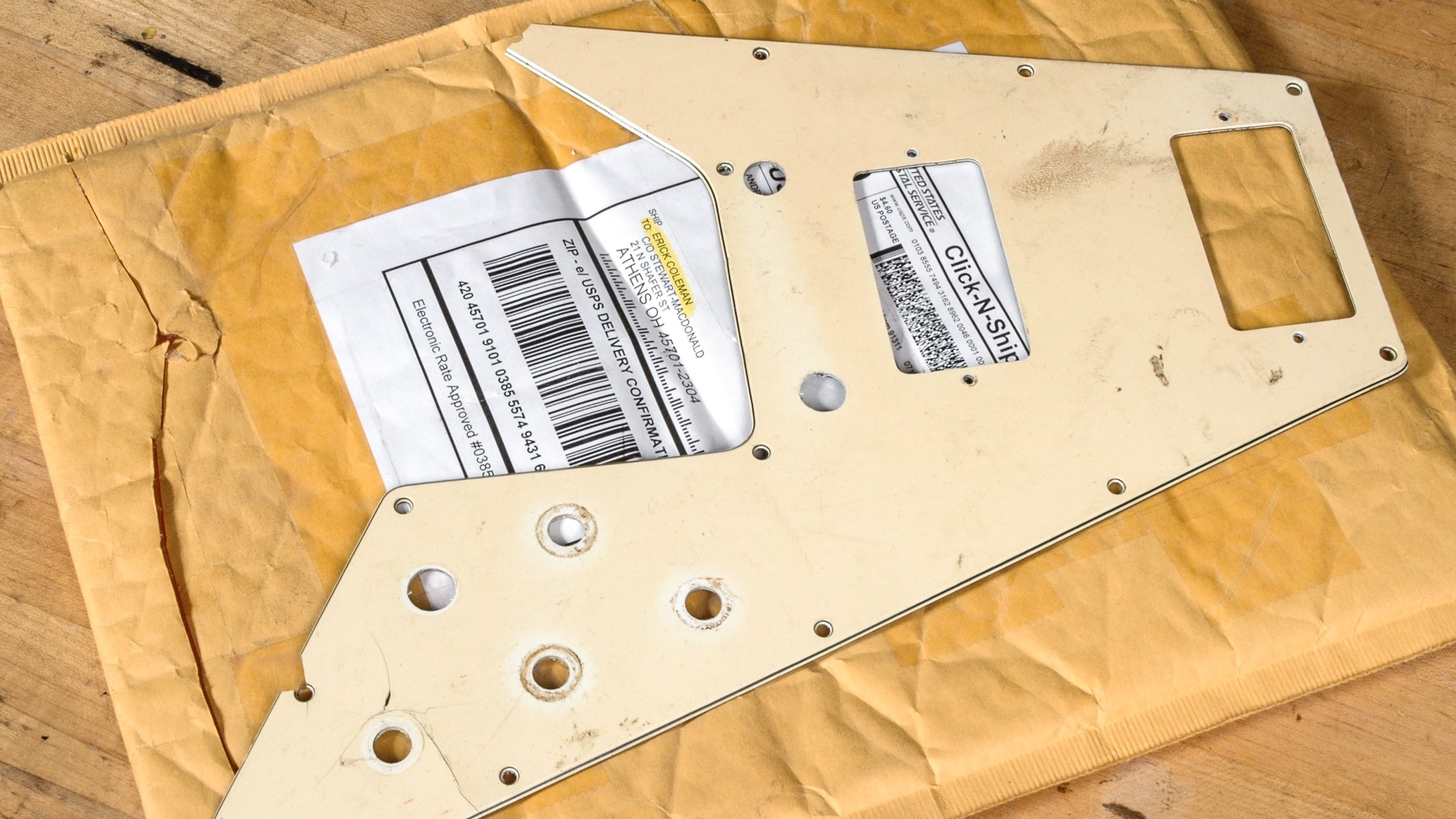 Custom-shaping a replacement pickguard for a 1990s Gibson Custom-shaping a replacement pickguard for a 1990s Gibson