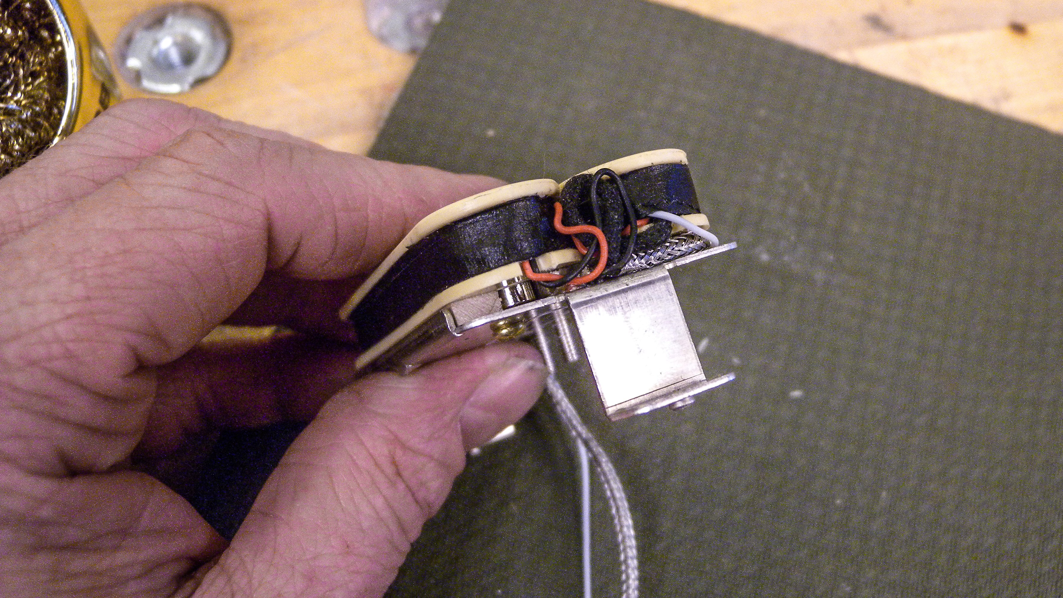 Wiring a humbucker to get two sounds Wiring a humbucker to get two sounds