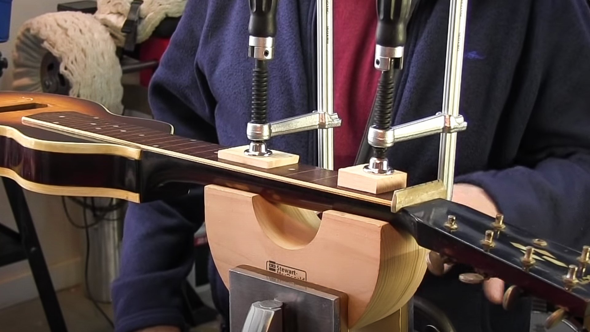 Clamping a guitar neck really tight (without damage) Clamping a guitar neck really tight (without damage)