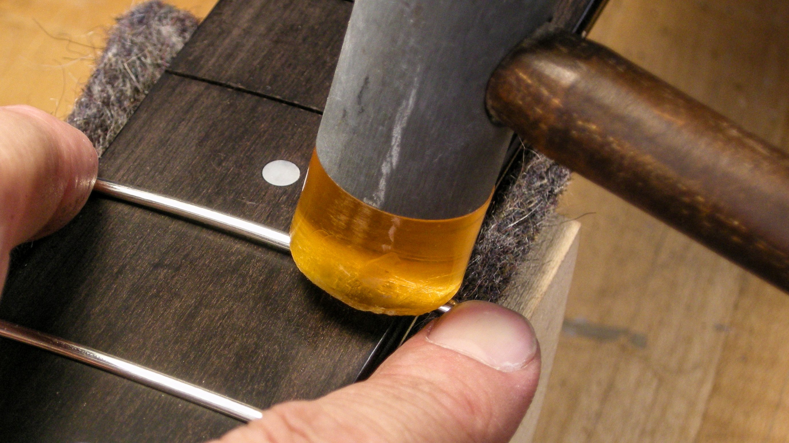 How to use a Fret Hammer How to use a Fret Hammer