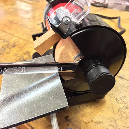 Mini Grinder for Ultimate Scrapers Setup Instructions Mini Grinder for Ultimate Scrapers Setup Instructions