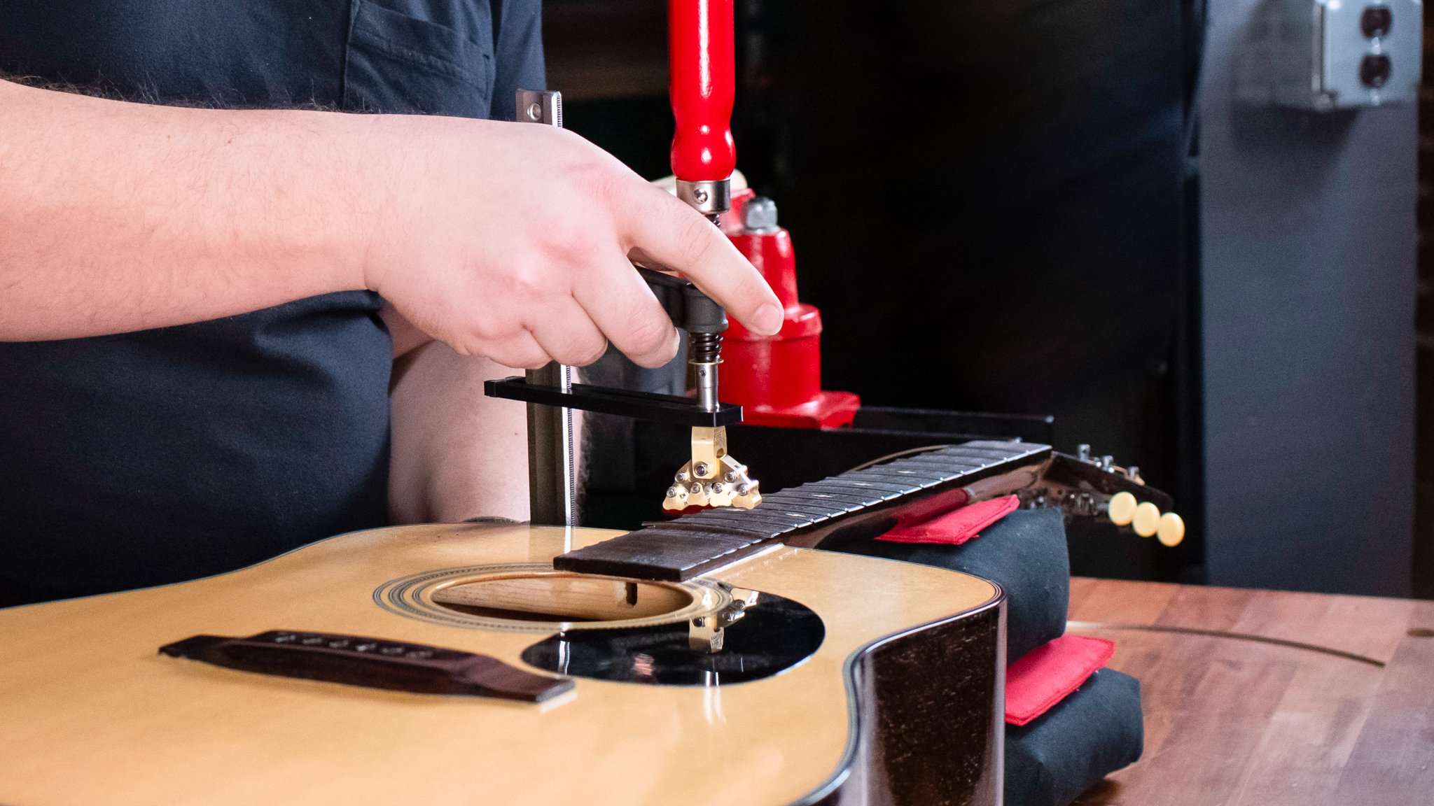Install a Fractal Fret Press into your Jaws2 Clamping System Install a Fractal Fret Press into your Jaws2 Clamping System