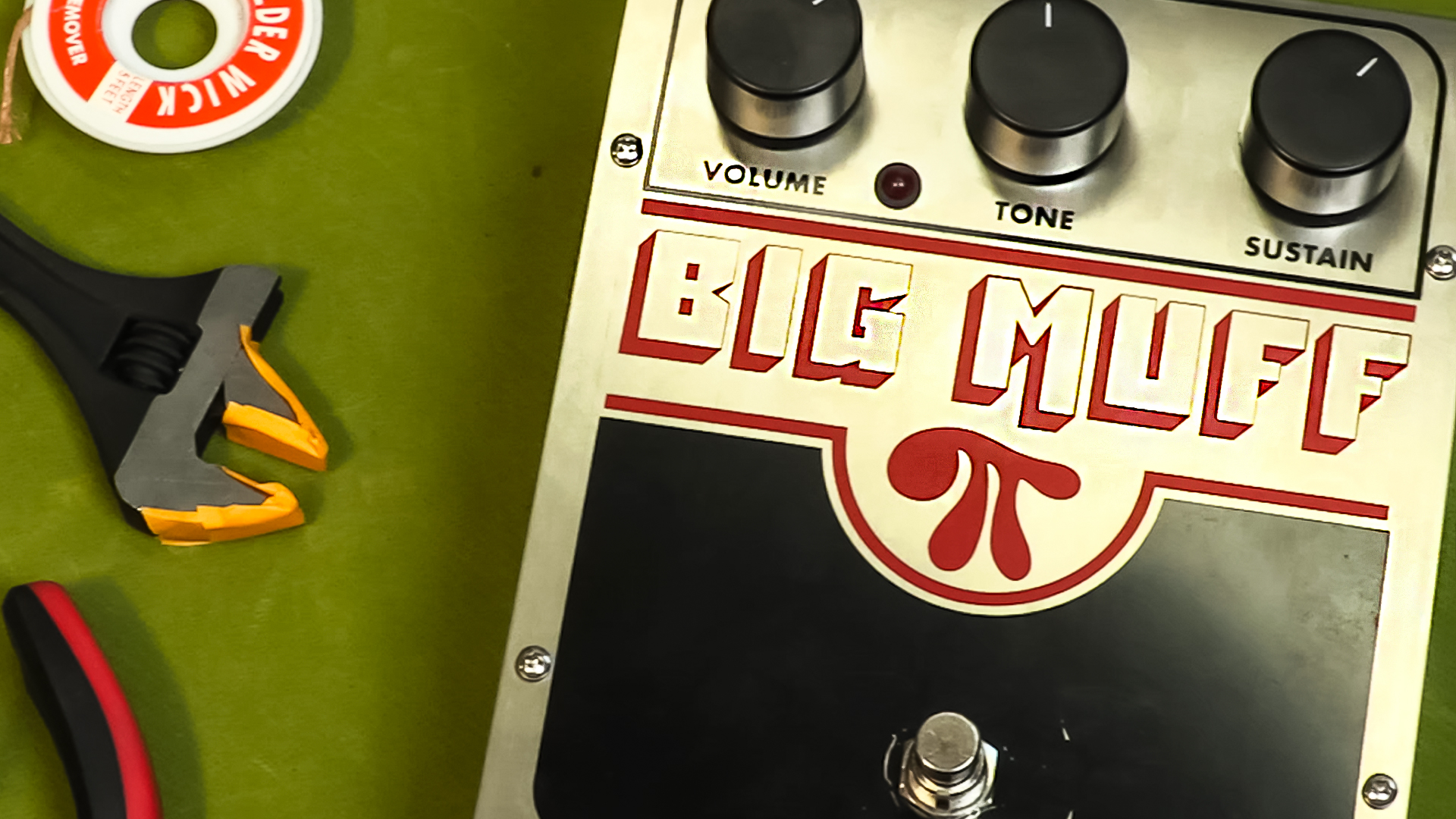 Big Muff Pi tone bypass - quick mod gets the midrange back - StewMac