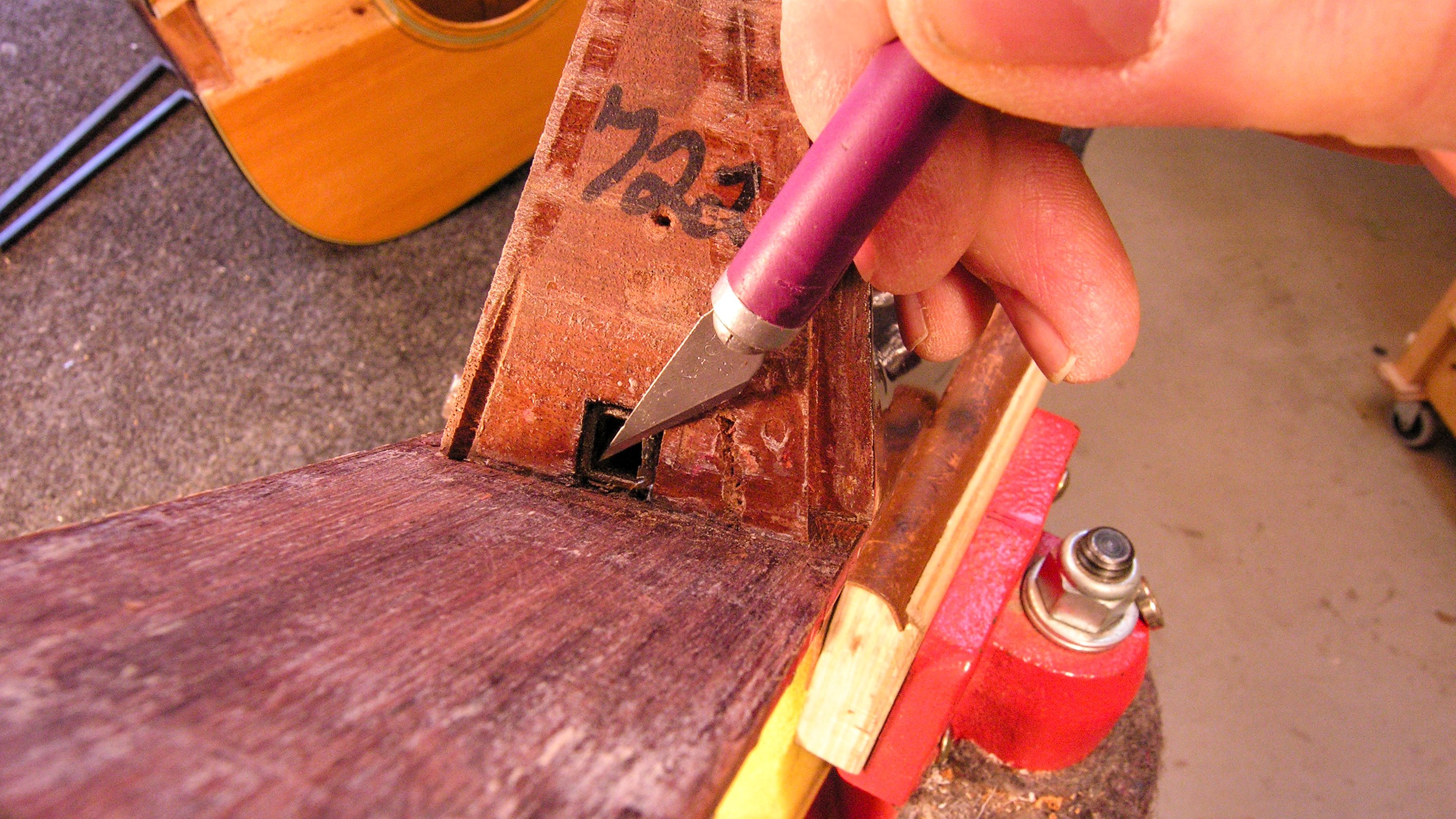 Strengthening a square-tube Martin truss rod Strengthening a square-tube Martin truss rod